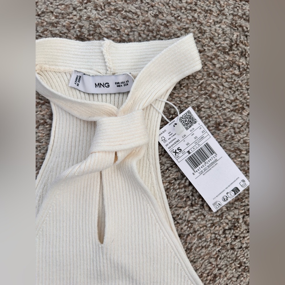Mango Ribbed Halter Tank Top - Picture 2 of 2